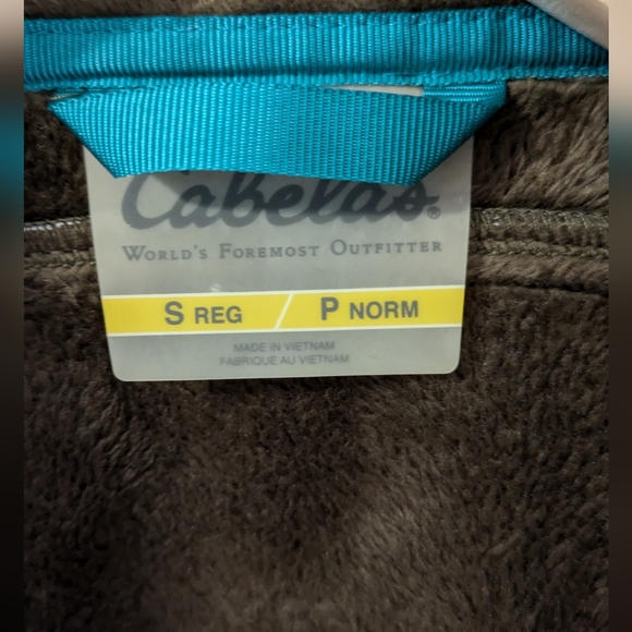 Camo Hunting Vest by Cabela's Outfit Her - Women's Small - Picture 5 of 7